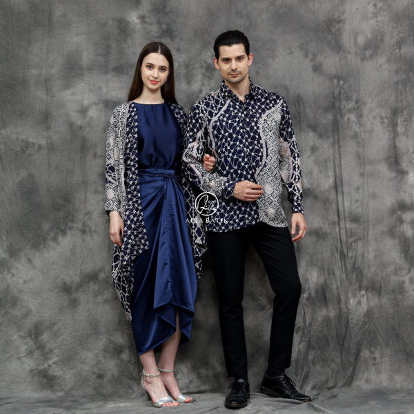 Naomi Couple - Image 4