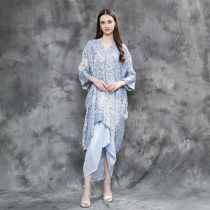 Alisa Tunik Batik