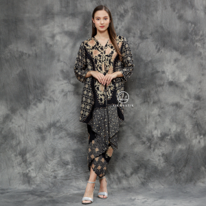 Lubna One Set