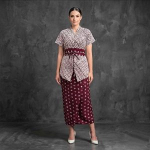 Yura Kebaya One Set